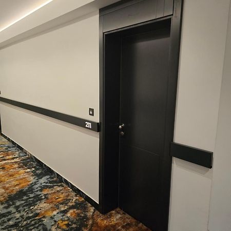 Hotel Carpe Diem モスタル エクステリア 写真