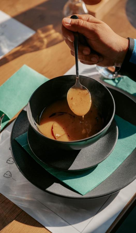 Hotel Carpe Diem モスタル エクステリア 写真