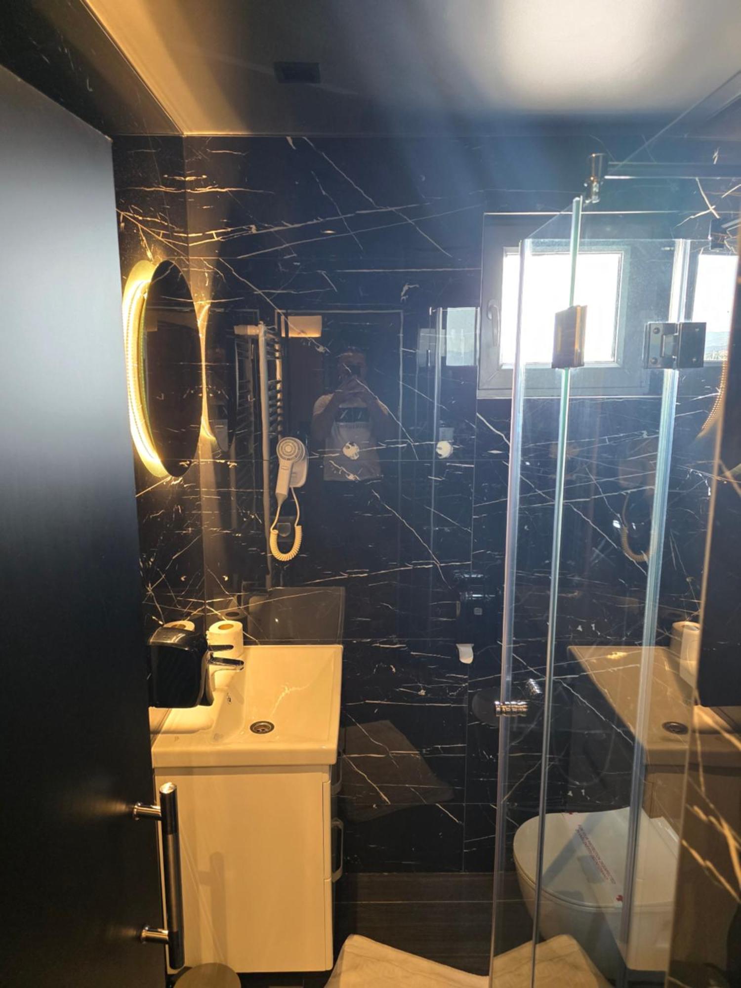 Hotel Carpe Diem モスタル エクステリア 写真